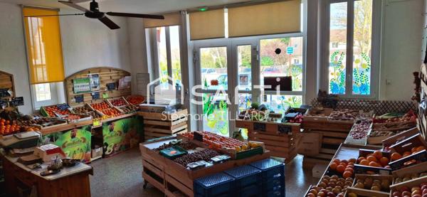 Emplacement de 1er choix pour ce commerce