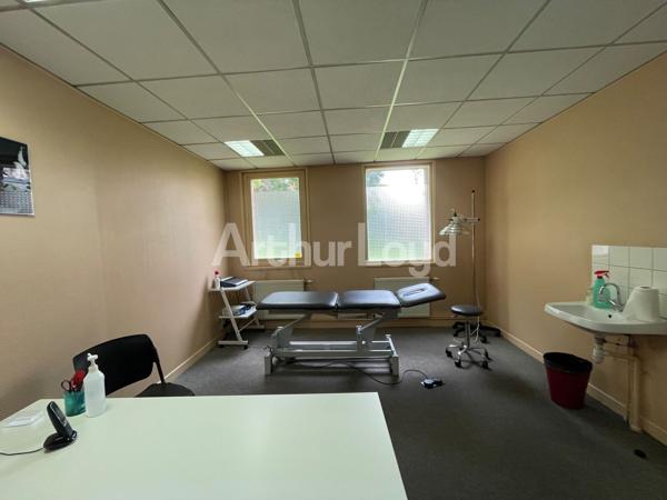 Bureaux à vendre à Lille immeuble indépendant avec entrée privative