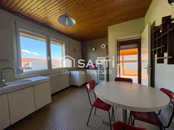 Maison sur sous-sol avec 3 chambres et un accès terrasse et jardin