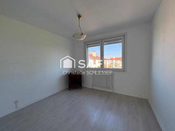 Maison sur sous-sol avec 3 chambres et un accès terrasse et jardin