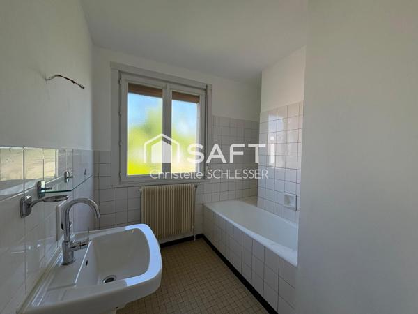 Maison sur sous-sol avec 3 chambres et un accès terrasse et jardin