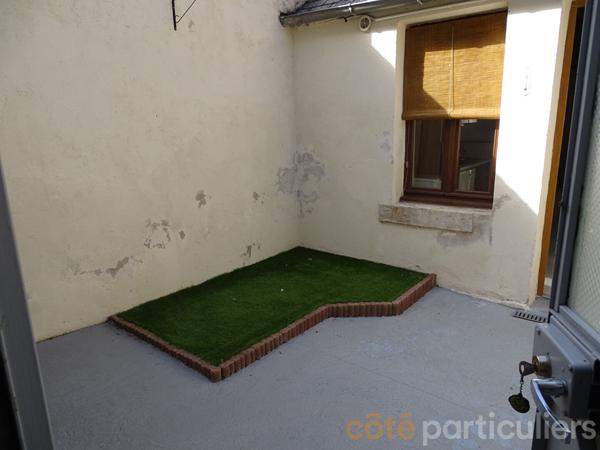 Location
                Maison57 m² - 2 Pièces -
                    LIGNIERES (18160)