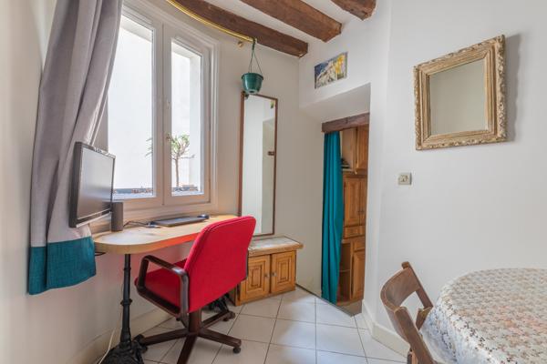 SECTEUR LOUVRE-RIVOLI-BOURSE DU COMMERCE - APPARTEMENT 3 PIÈCES 2 CHAMBRES 73 M²  / ETAGE ÉLEVÉ