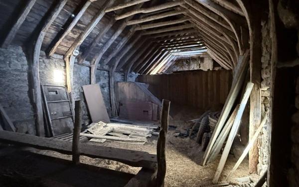 Maison à vendre    6 pièces •  Le Buisson