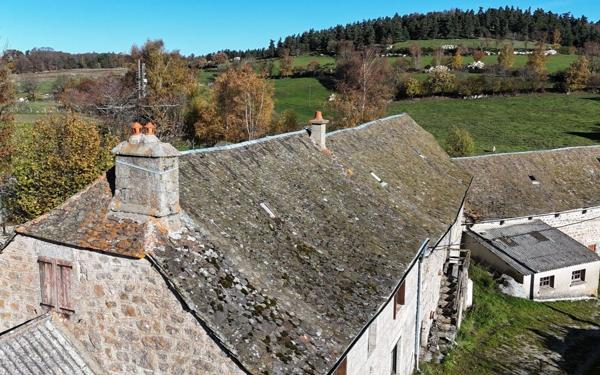 Maison à vendre    6 pièces •  Le Buisson