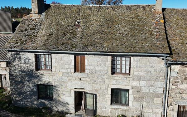 Maison à vendre    6 pièces •  Le Buisson