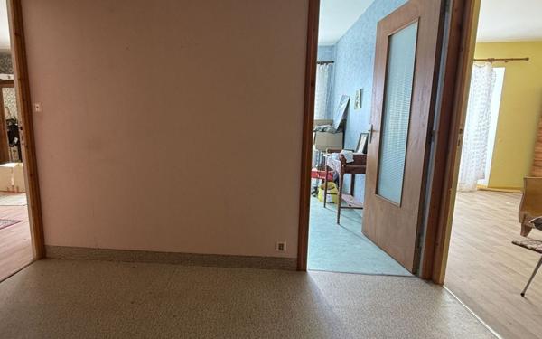 Maison à vendre    6 pièces •  Le Buisson