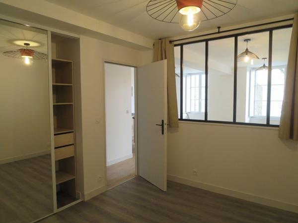 CENTRE-VILLE Type 2 entièrement rénové