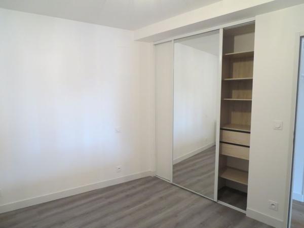 CENTRE-VILLE Type 2 entièrement rénové