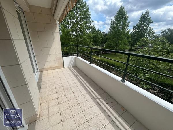 Appartement à vendre 3 pièces 70m² Saint-Cyr-sur-Loire (37540)