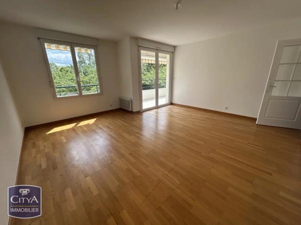 Appartement à vendre 3 pièces 70m² Saint-Cyr-sur-Loire (37540)