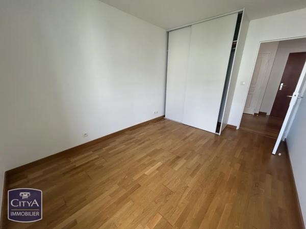 Appartement à vendre 3 pièces 70m² Saint-Cyr-sur-Loire (37540)