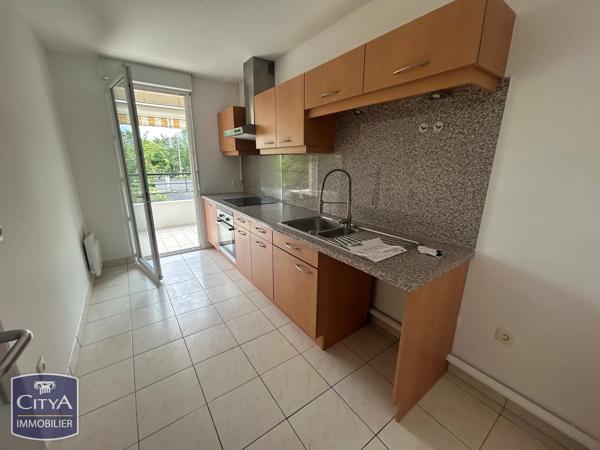 Appartement à vendre 3 pièces 70m² Saint-Cyr-sur-Loire (37540)