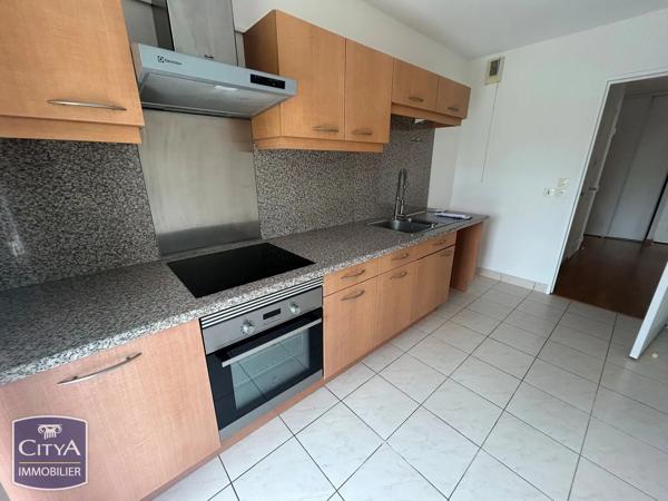 Appartement à vendre 3 pièces 70m² Saint-Cyr-sur-Loire (37540)