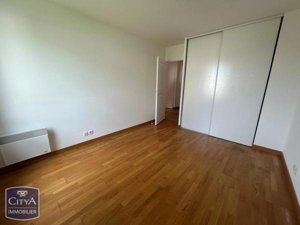 Appartement à vendre 3 pièces 70m² Saint-Cyr-sur-Loire (37540)