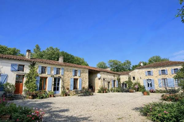 Successful Gîte Complex - 5 Independent Gîtes - Heated Pool
