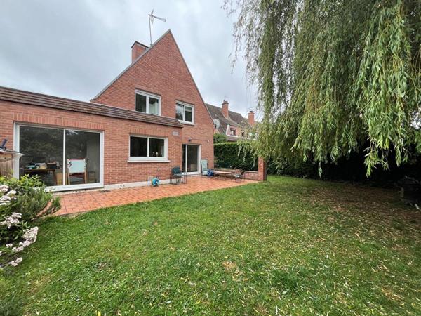 A LOUER : Maison à HEM • • 1 350 € CC • Réf. 1564-1