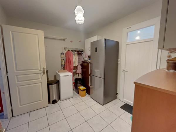 La Teste de Buch centre ! Maison 4 pièces de 110 m2, garage de 29 m2 et parcelle de 530 m2 !