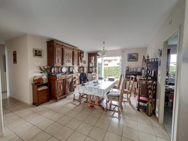 La Teste de Buch centre ! Maison 4 pièces de 110 m2, garage de 29 m2 et parcelle de 530 m2 !