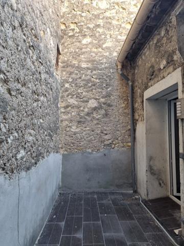 Maison de village 79 m² 3 chambres Terrasse Garage