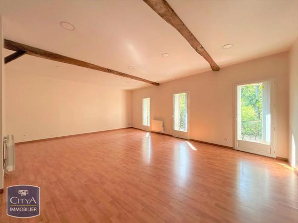 Appartement à louer 3 pièces 101.96m² Guîtres (33230)