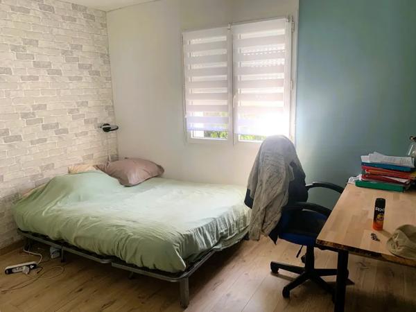 PAVILLON PLAIN-PIED 159 M2 sur grande parcelle arborée