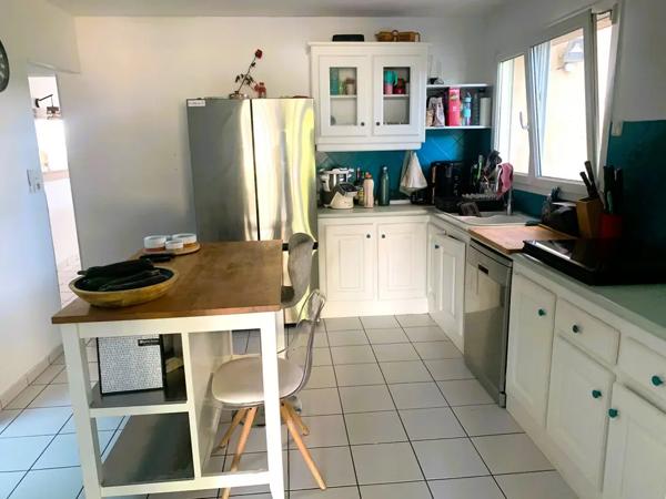 PAVILLON PLAIN-PIED 159 M2 sur grande parcelle arborée