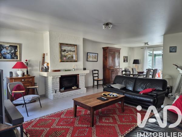 Maison à vendre 8 pièces 204 m² Saint-Germain-lès-Corbeil