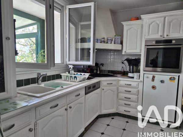 Maison à vendre 8 pièces 204 m² Saint-Germain-lès-Corbeil