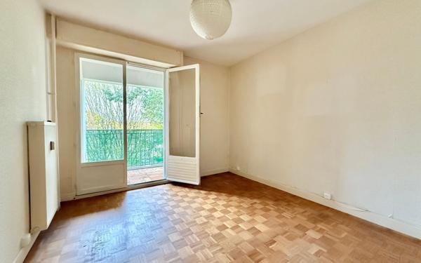 Appartement à vendre    4 pièces • 70,50 m2 Chenôve