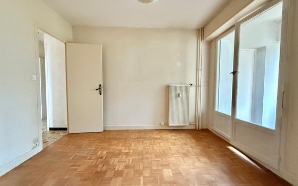 Appartement à vendre    4 pièces • 70,50 m2 Chenôve