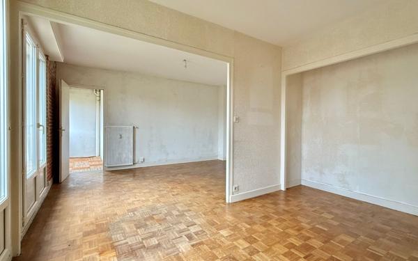 Appartement à vendre    4 pièces • 70,50 m2 Chenôve