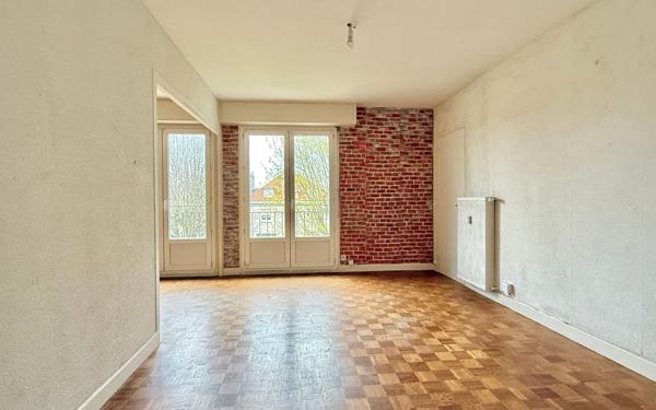 Appartement à vendre    4 pièces • 70,50 m2 Chenôve