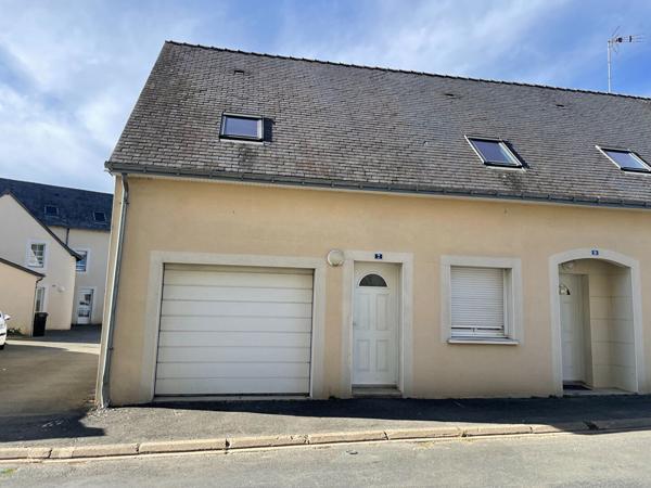 A LOUER CHAMPIGNE Appt T4 de 74 m2 avec garage et sans extérieur