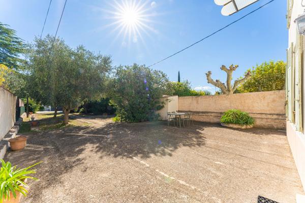 MAISON DE CHARME TYPE 4 / DEPENDANCE / JARDIN