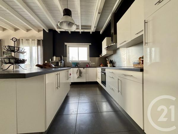 Maison à vendre  7 pièces - 216,08 m2 LAGRAVE - 81