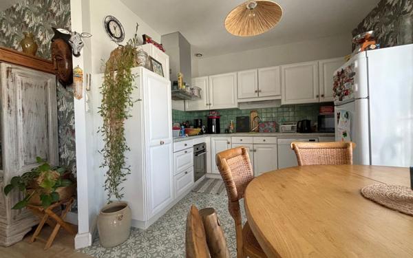 Appartement à vendre    4 pièces • 100,74 m2 Vauvert