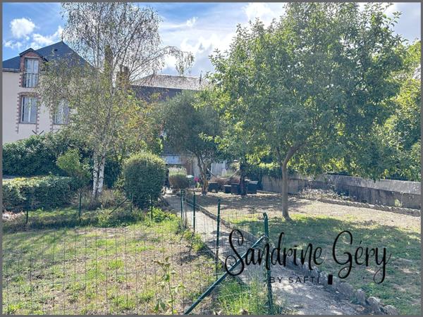 Charme de l'ancien,confort moderne et vis de famille au cœur de Pouancé