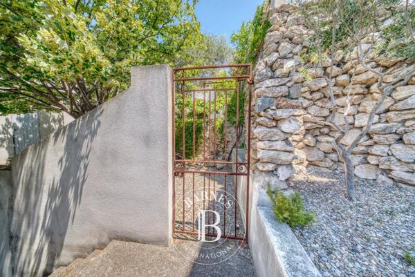 Marseille 7ème, Maison 5 Chambres -  187 m² à vendre