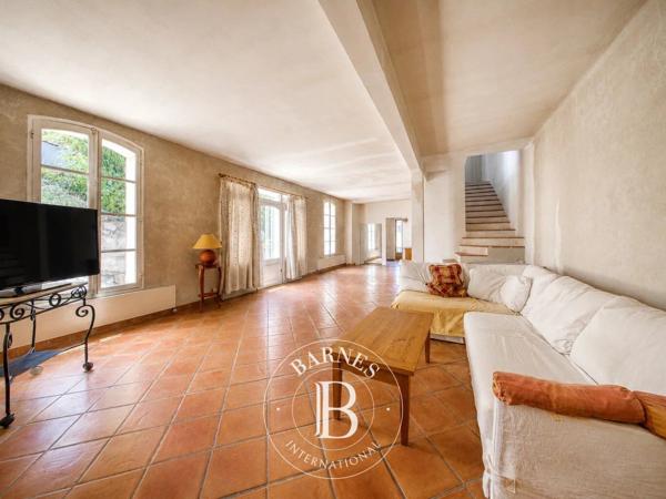 Marseille 7ème, Maison 5 Chambres -  187 m² à vendre