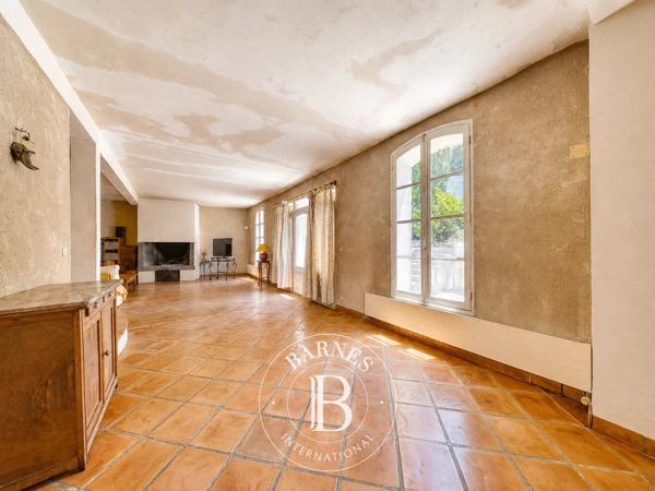 Marseille 7ème, Maison 5 Chambres -  187 m² à vendre