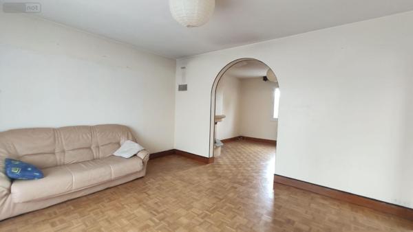 Maison individuelle à vendre à Pluméliau-Bieuzy dans le Morbihan (56930), ref : 065/1811   
Campagne