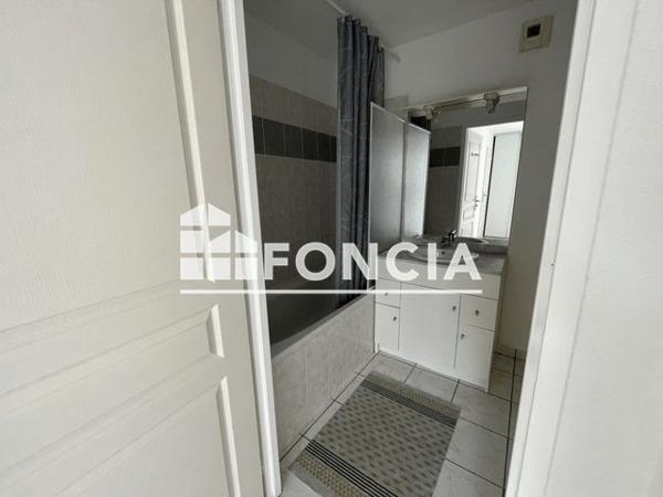 Location Appartement 2 pièces 33.5 m² - 1-3-5 RUE SOPHIE TREBUCHET Besancon 25000