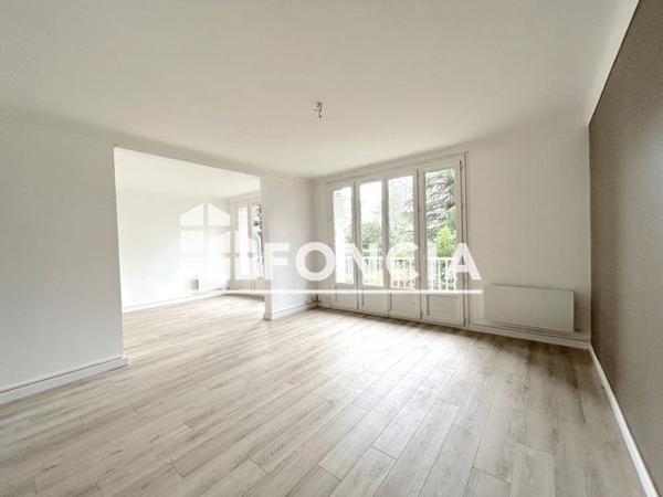 Location Appartement 3 pièces 71 m² - 11 RUE DE L'HIPPODROME Nantes 44300