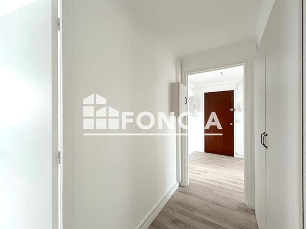 Location Appartement 3 pièces 71 m² - 11 RUE DE L'HIPPODROME Nantes 44300