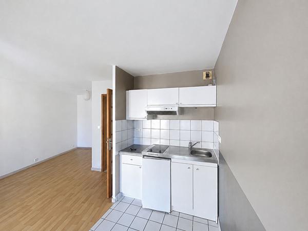 Brest centre ville : Studio 30 m² copropriété standing avec ascenseur