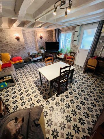 Maison de ville à vendre à Écueillé dans l'Indre (36240), ref : 016/397