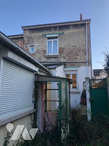 Maison avec 2 chambres, jardin