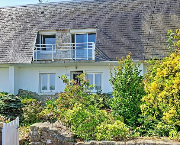 PETITE MAISON AVEC VUE MER – PERROS-GUIREC