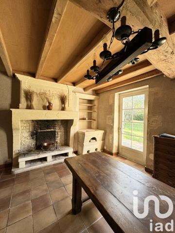 Demeure 9 pièces de 242 m² à Brizambourg (17770)